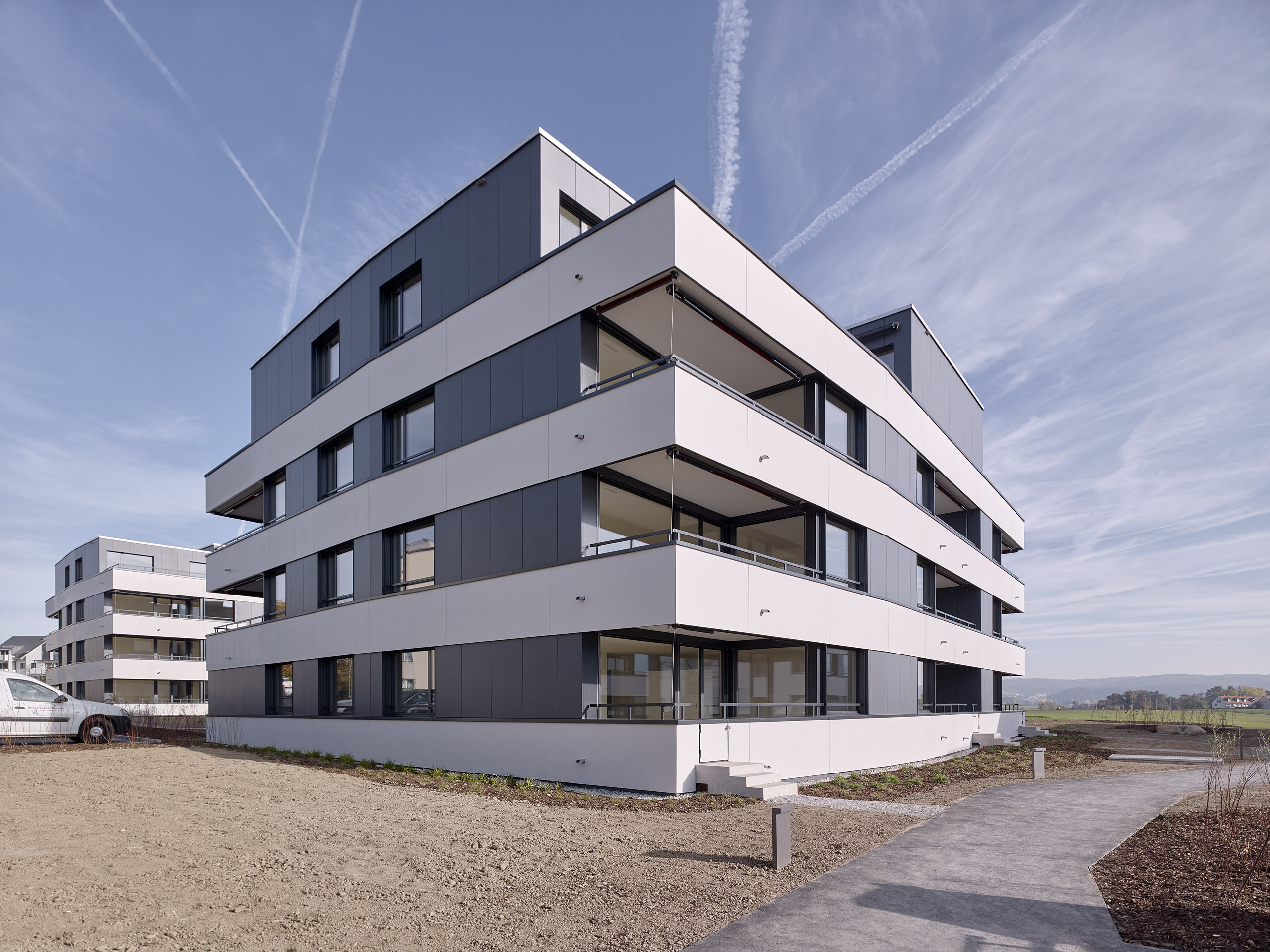 E18686 Alpa 080428p SCREEN